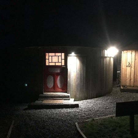 Mcclure Yurt At Carrigeen Glamping Kilkenny Eksteriør billede